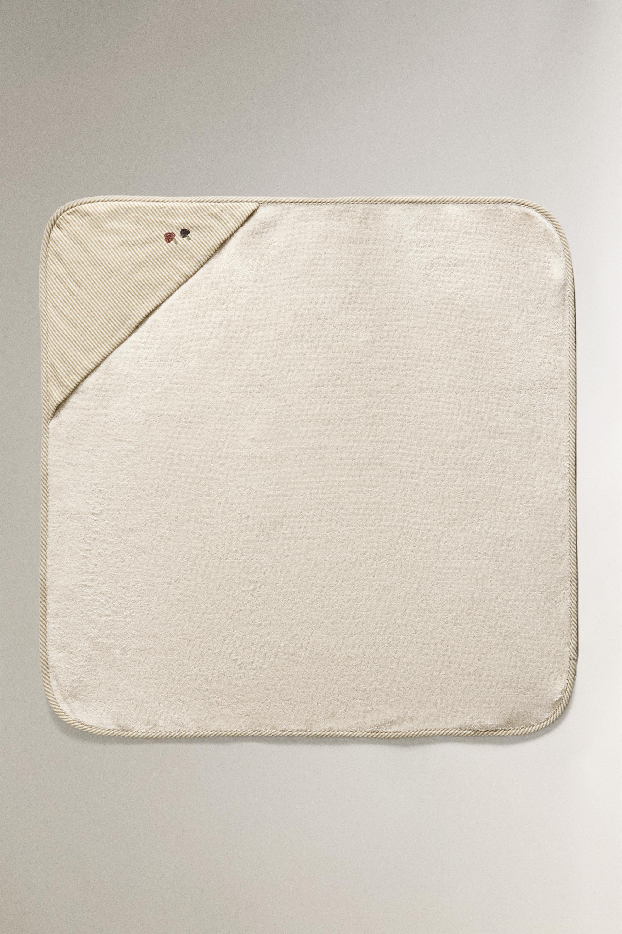 STRIPED MUSLIN HOODED BABY BATH TOWEL